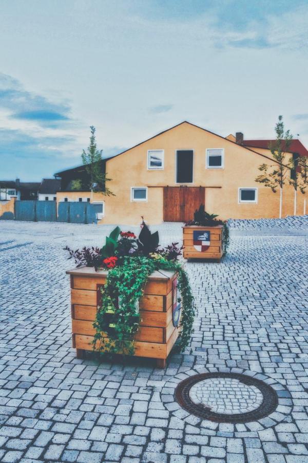La Toskana Apartment Ihr Rueckzugsort Am Regen Zeitlarn ภายนอก รูปภาพ